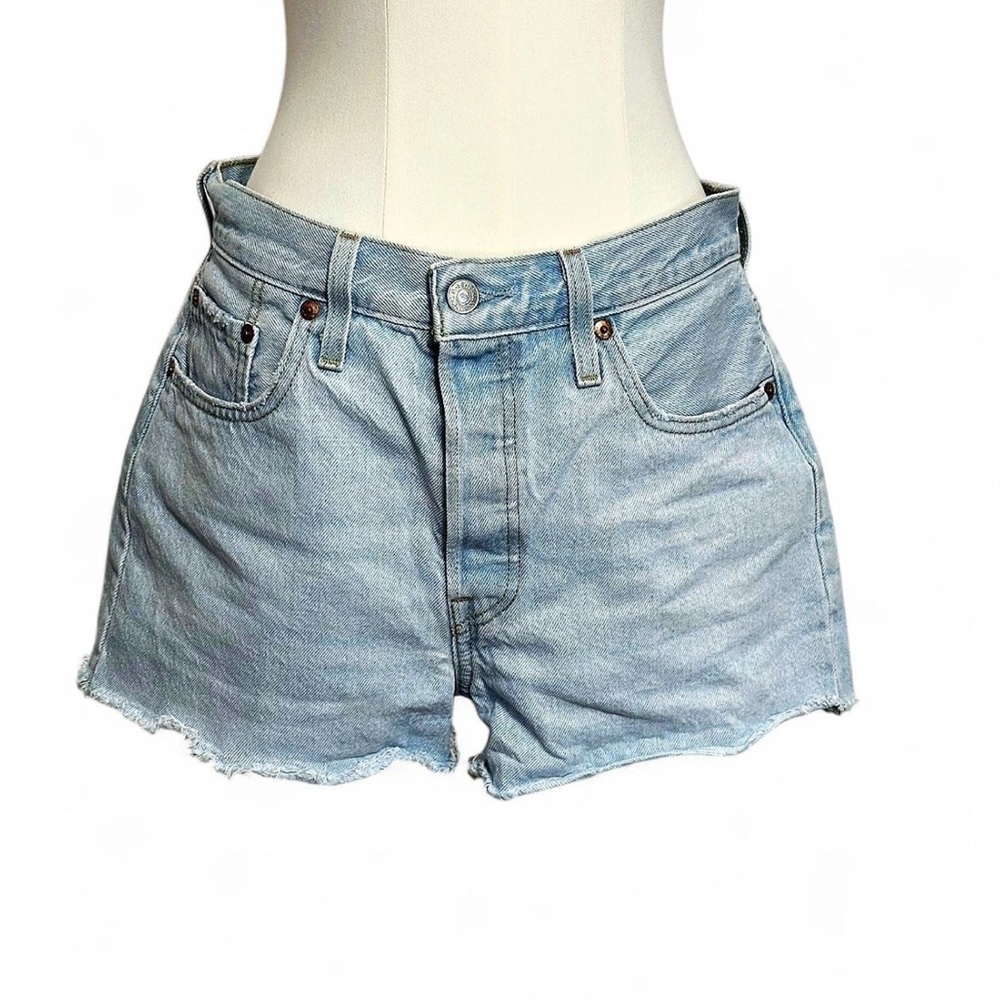 Levi's 501 Light Blue Wash Denim Women's Shorts